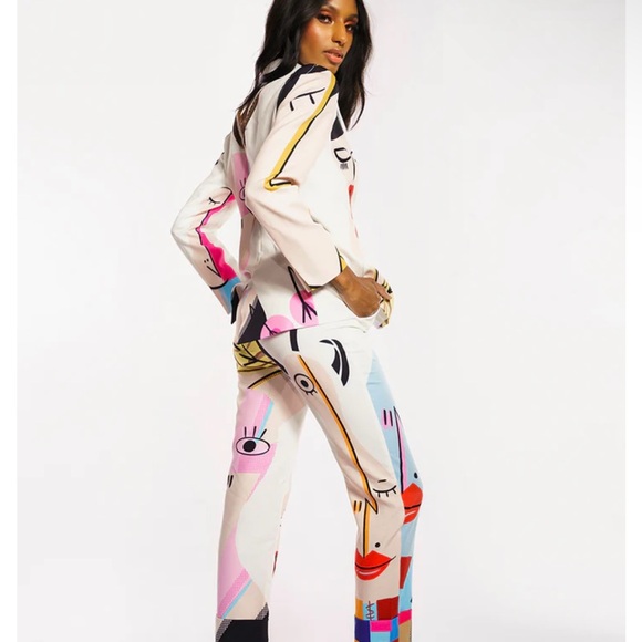 ZCRAVE Matching Suit Set - Picture 3 of 13